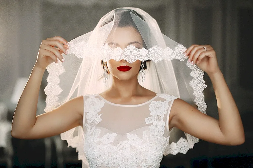 F veil wedding dresses with veil