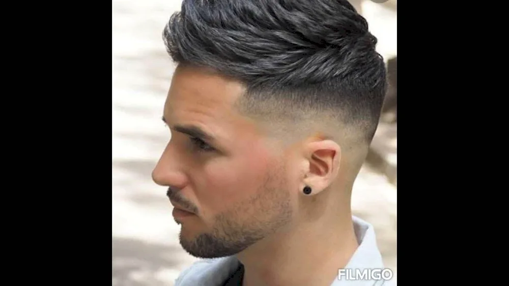 Low Taper Fringe hairstyle