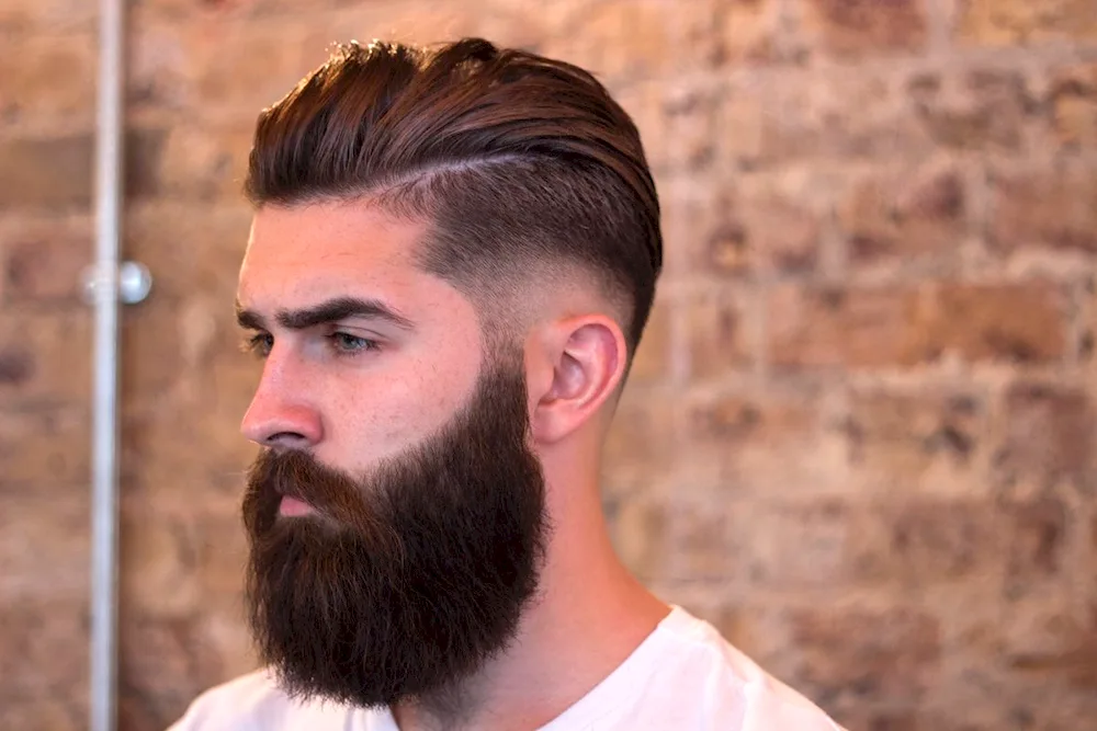 Fade andercat Pompadour