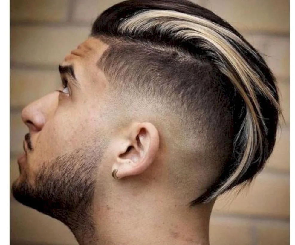 Fade undercut Pompadour