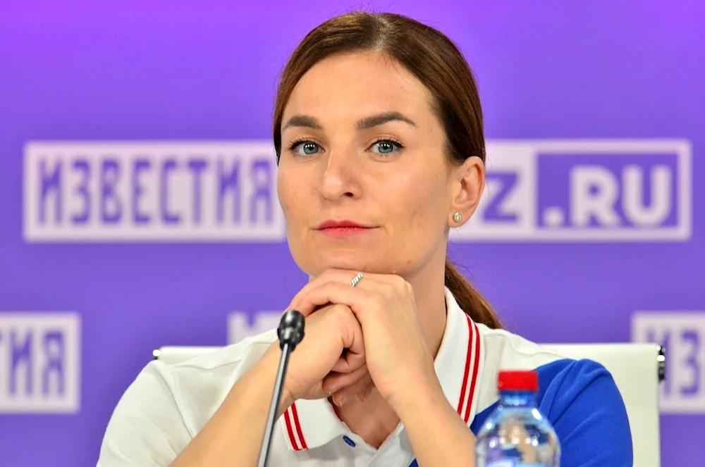 Fencer Sophia Velikaya