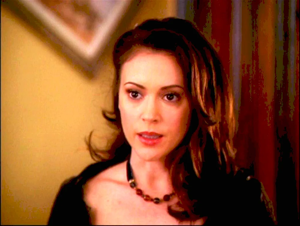 Alyssa Milano haircuts Enchanted