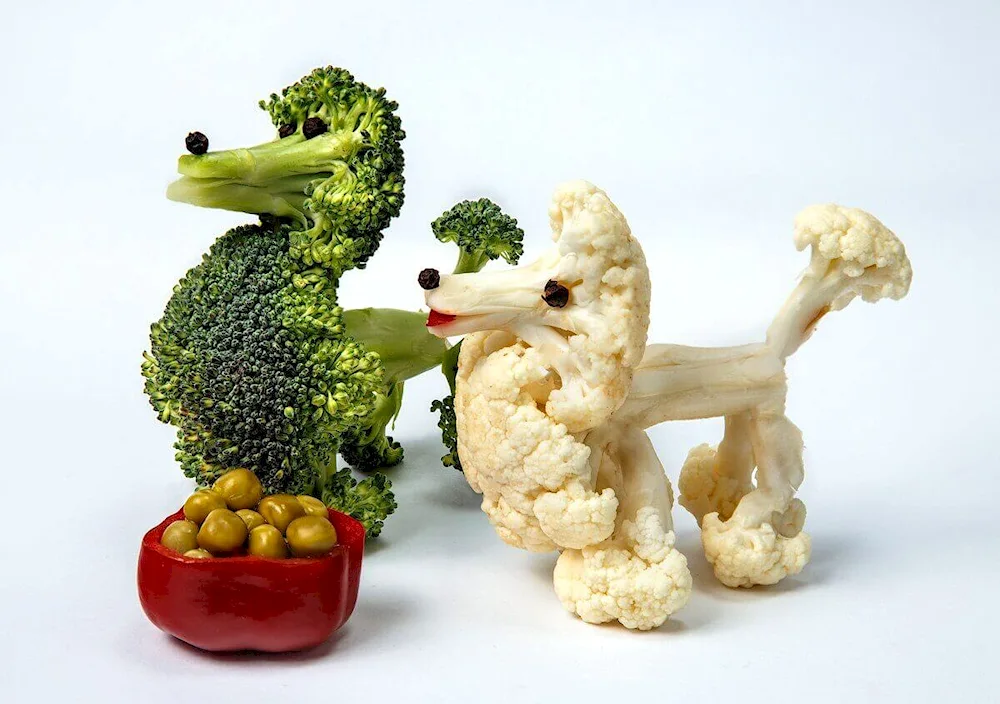Vegetable figurines