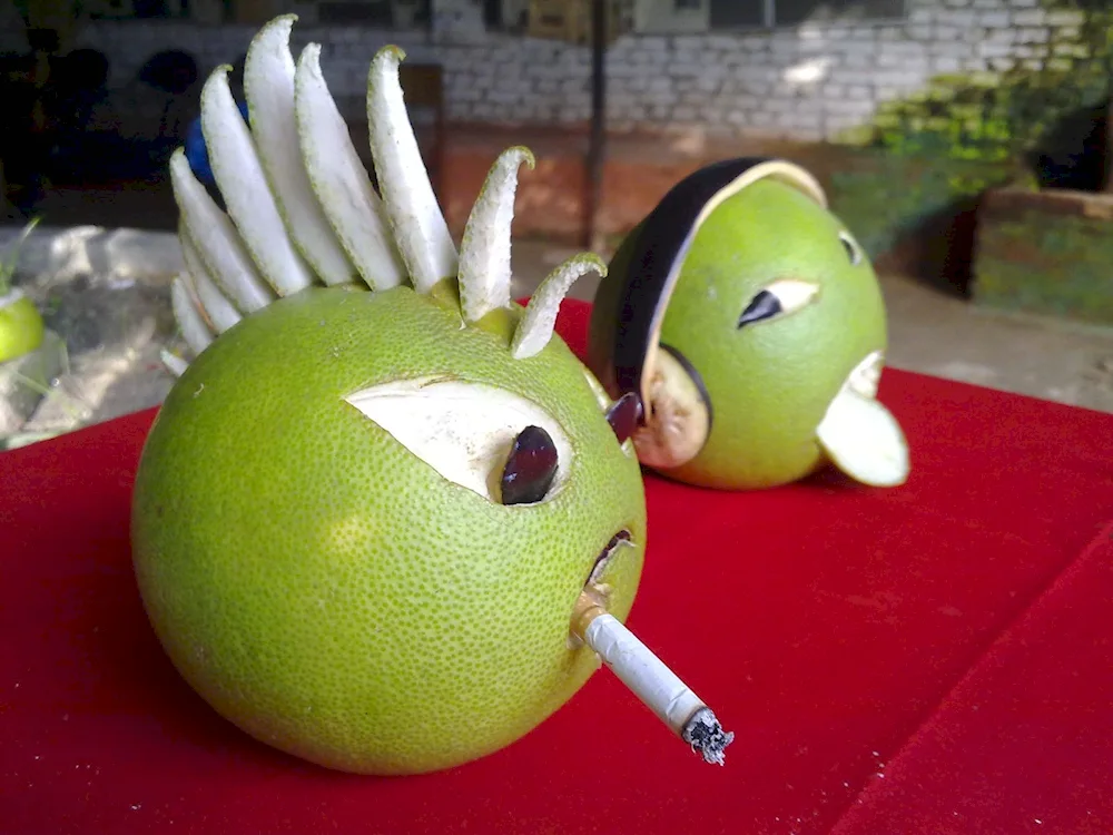 Vegetable figurines