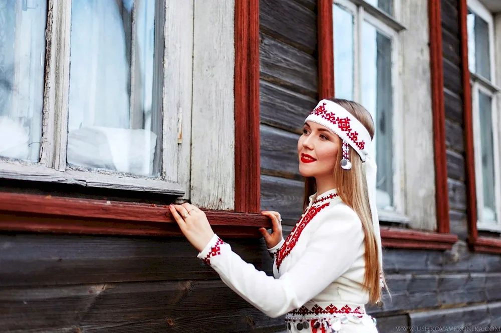Folklore ensembles of Mari El