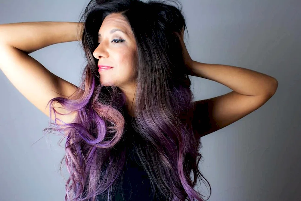 Red colouring on dark hair