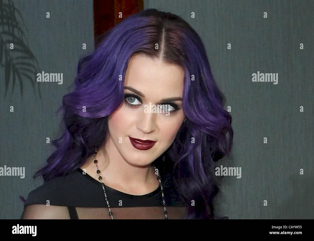 Purple hair colour