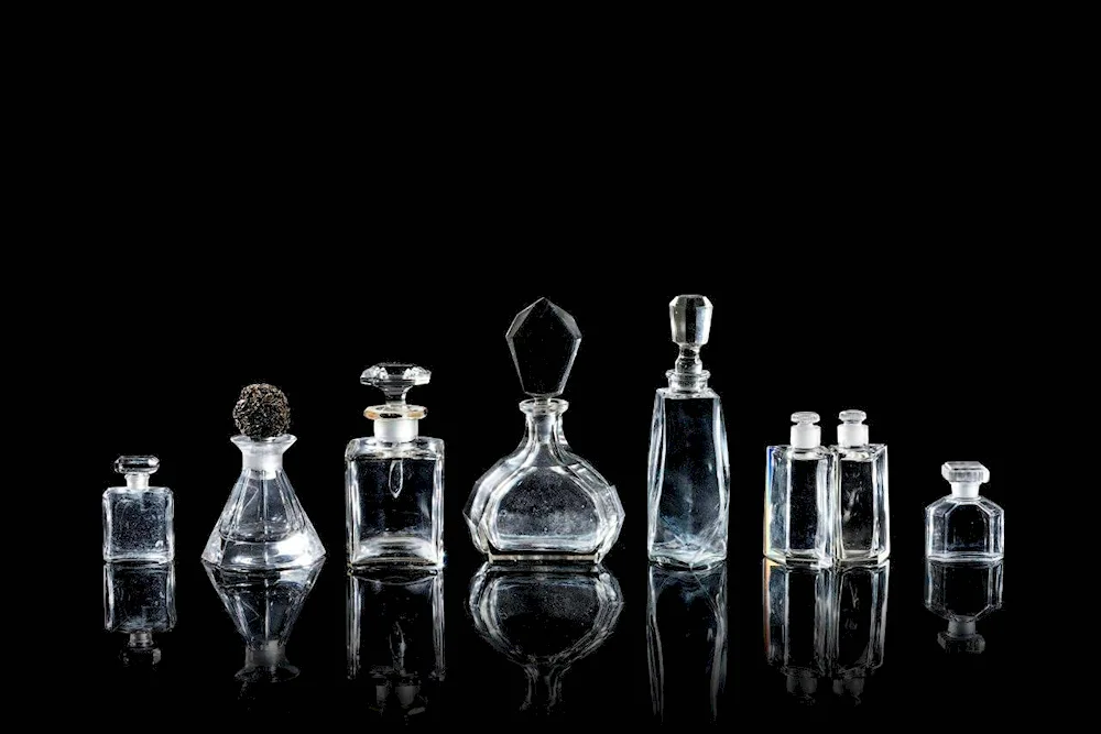 Perfume bottle