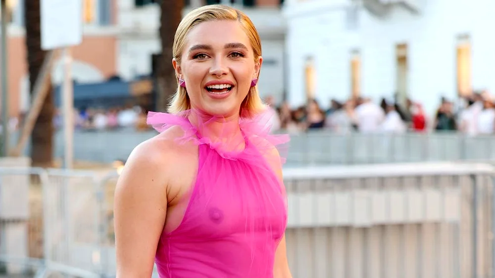 Florence Pugh in a Valentino black dress. Widow movie 2021 Florence Pugh