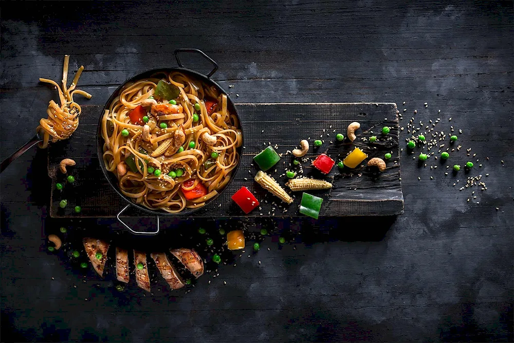 Meze Lebanese cuisine