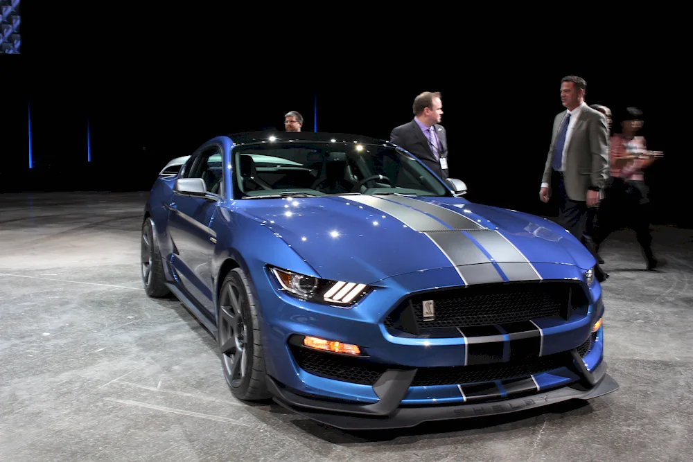 Ford Shelby 450 2015