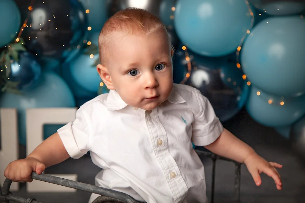 Child 1 year old photo shoot for baby boy