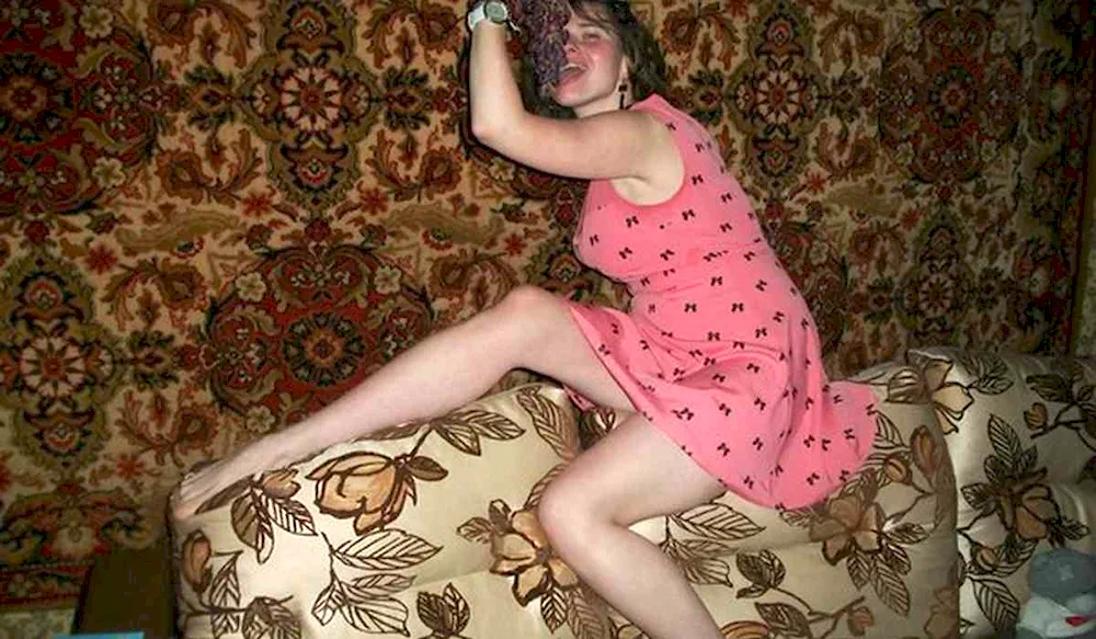 Photoshoot against the carpet