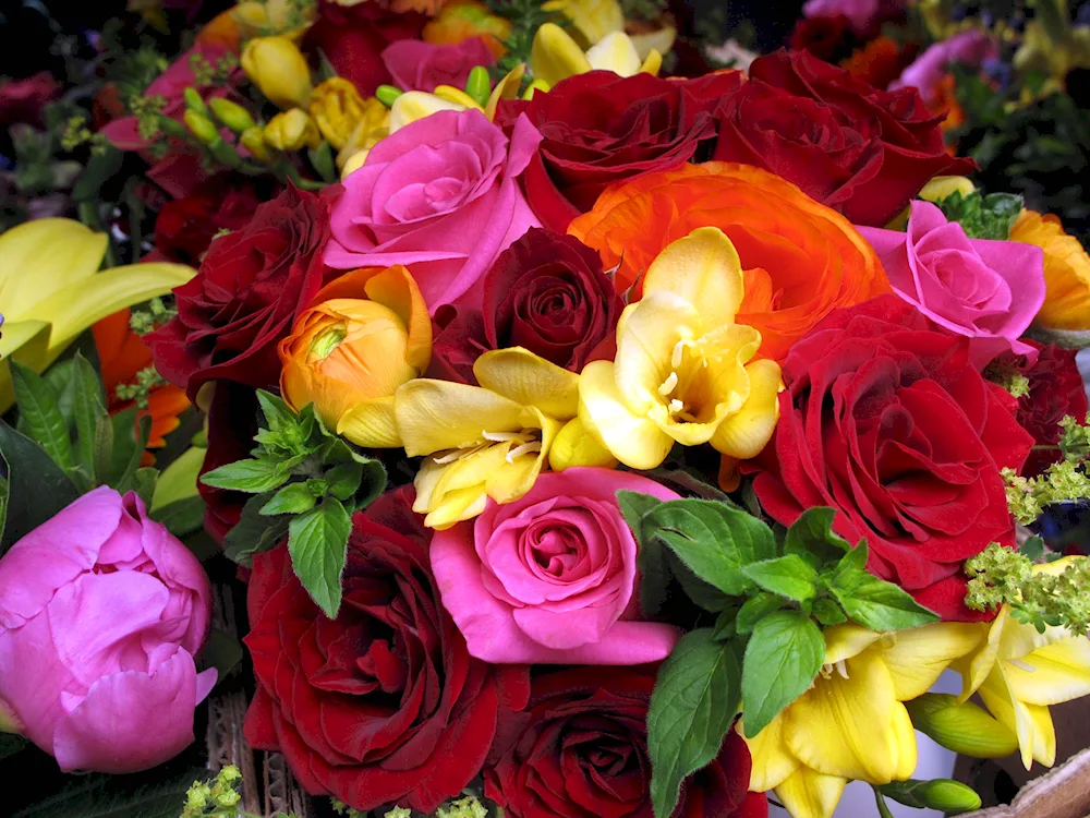 Bouquet of lilies and gerberas