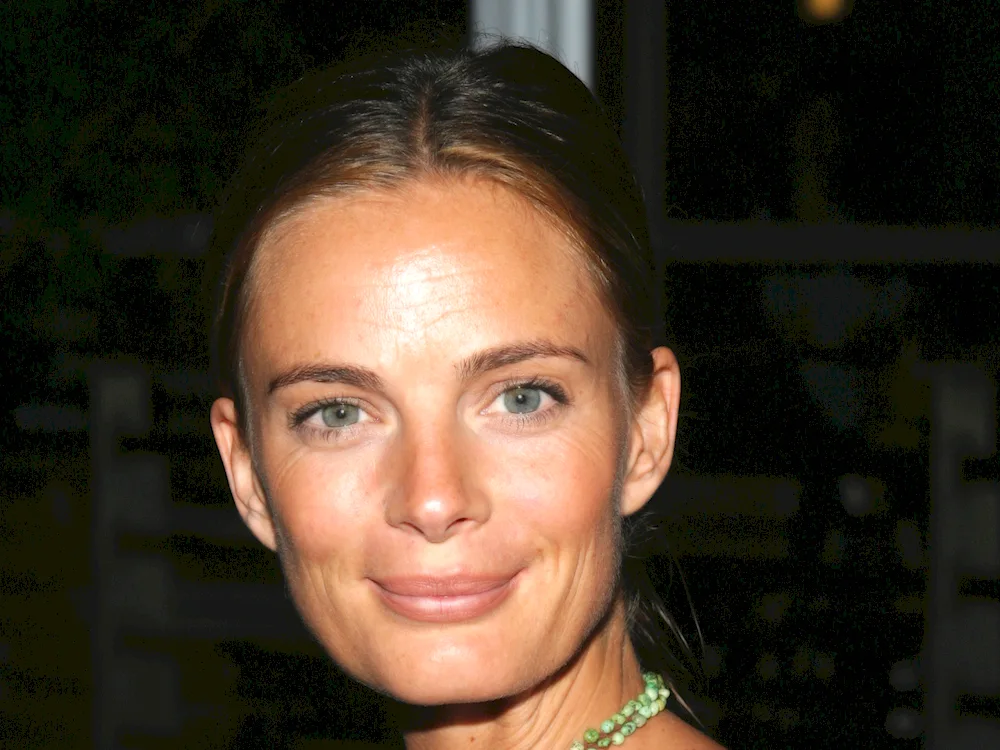 Gabrielle Anwar