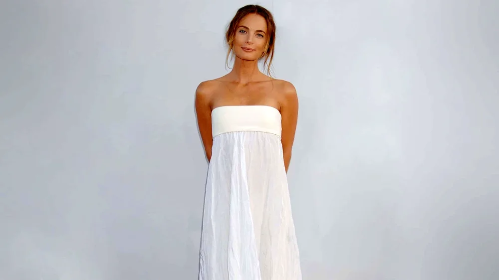 Gabrielle Anwar