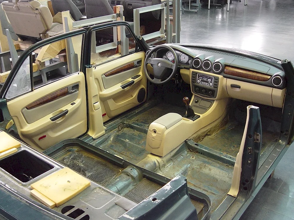 GAZ 311055 Volga saloon