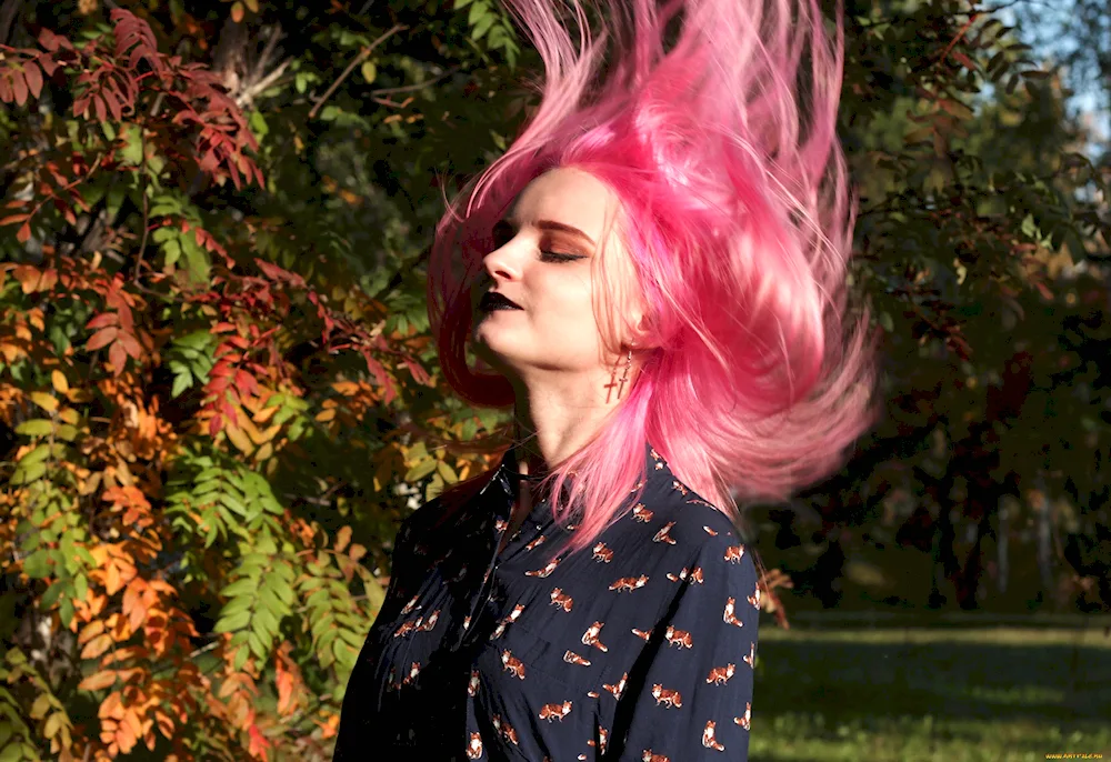 Girl with pink hair art