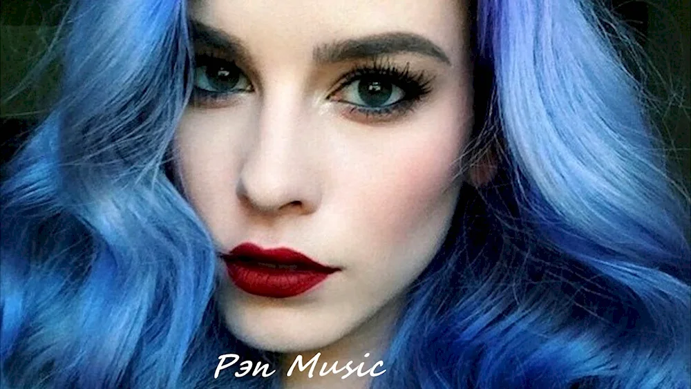 Pepel blue hair