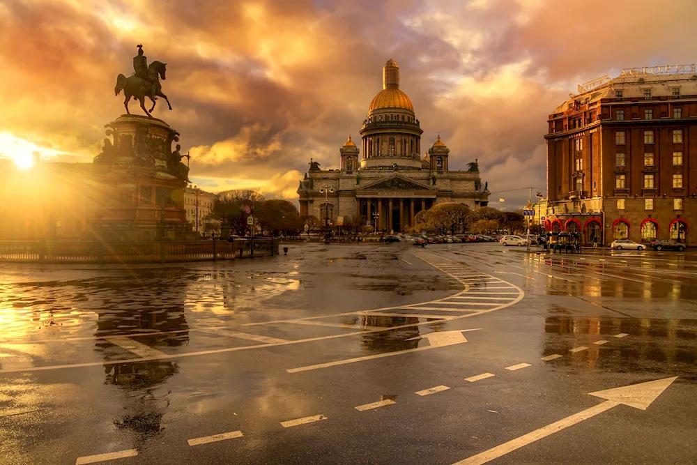 Gordeev Eduard St. Isaac's Square