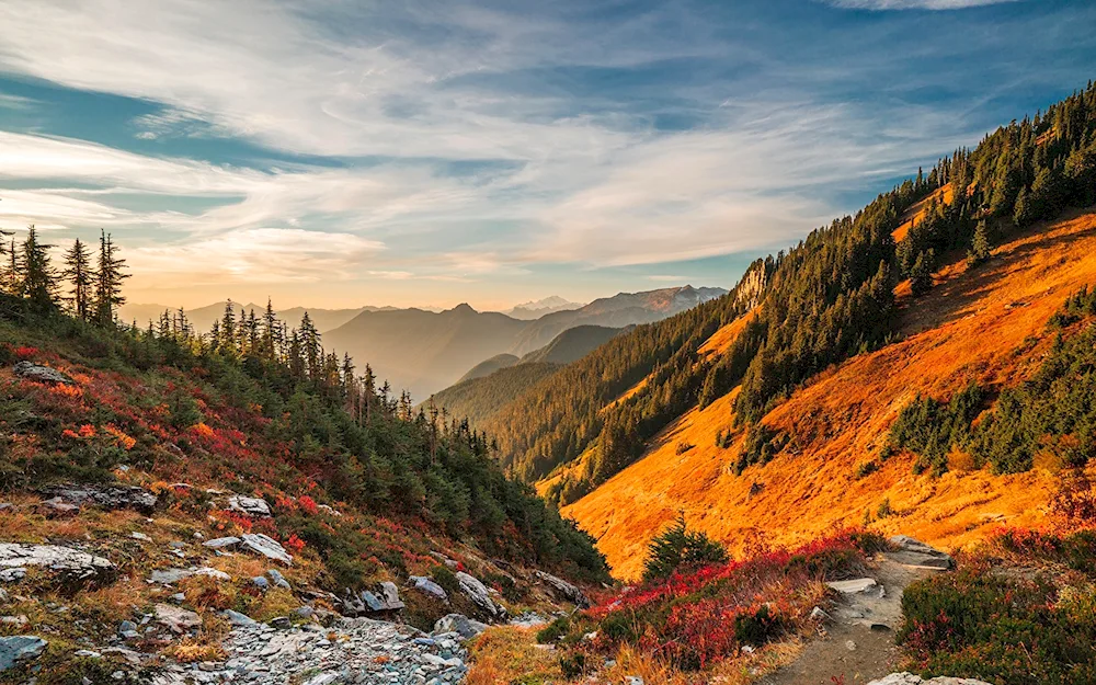 White Falls Mountains