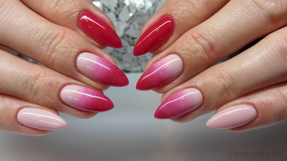 Gradient on almond-shaped nails