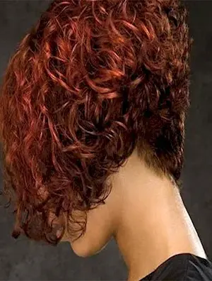 Graduated bob for curly hair
