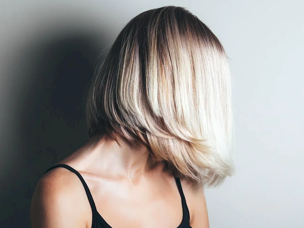 Graduated long bob