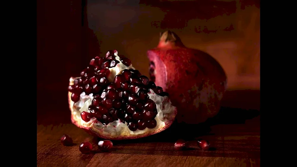 Pomegranate pomegranate
