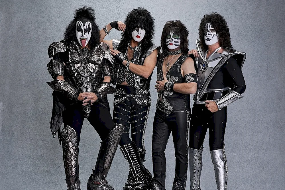 Group Kiss 1973