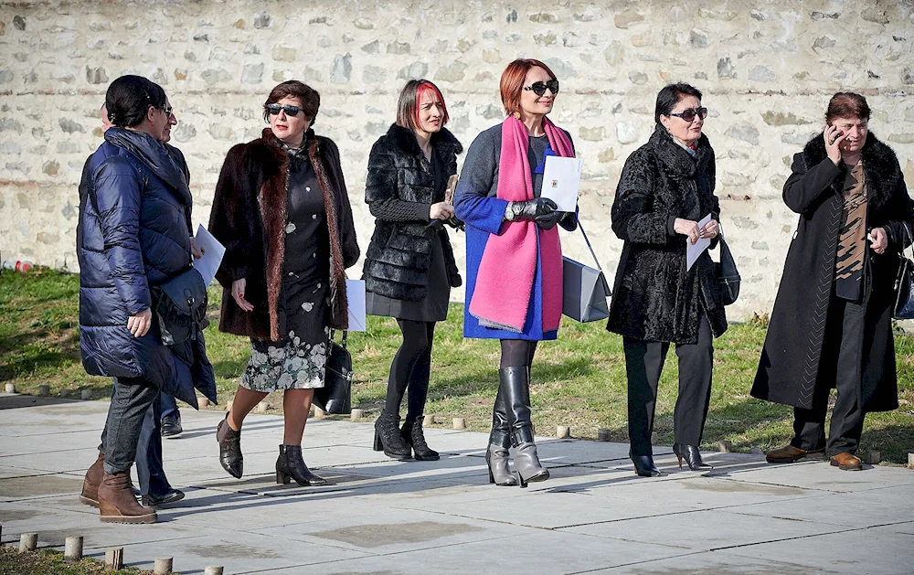 Georgian girls on the streets