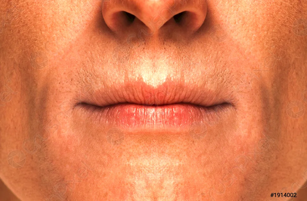 Men's lips