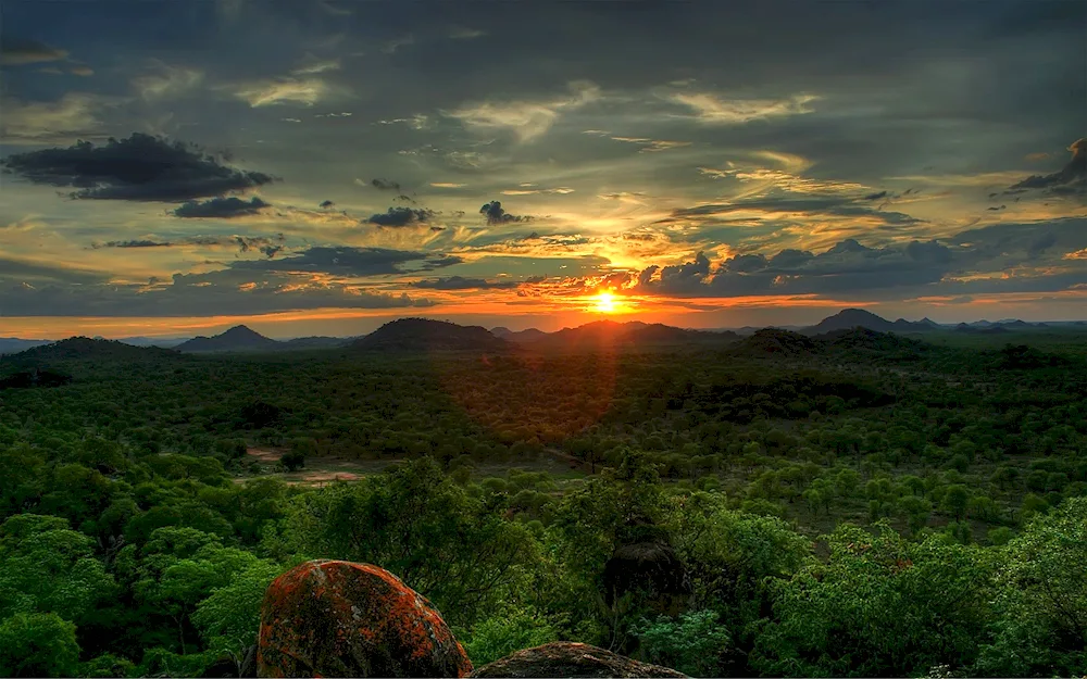 Gunung- tahan