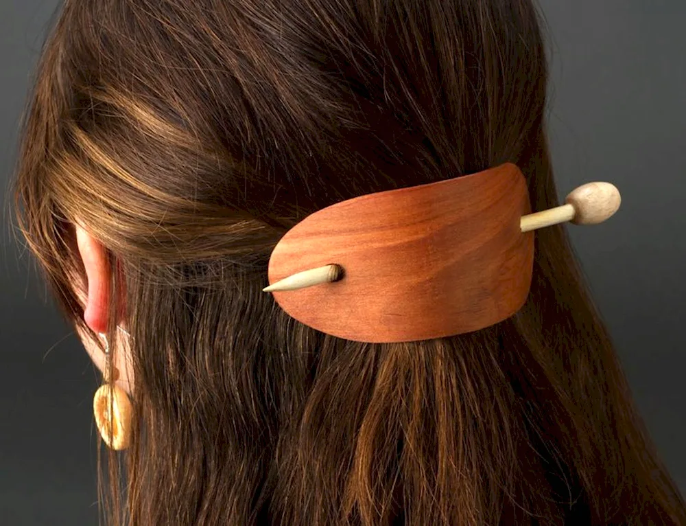 Hairdress with chopsticks