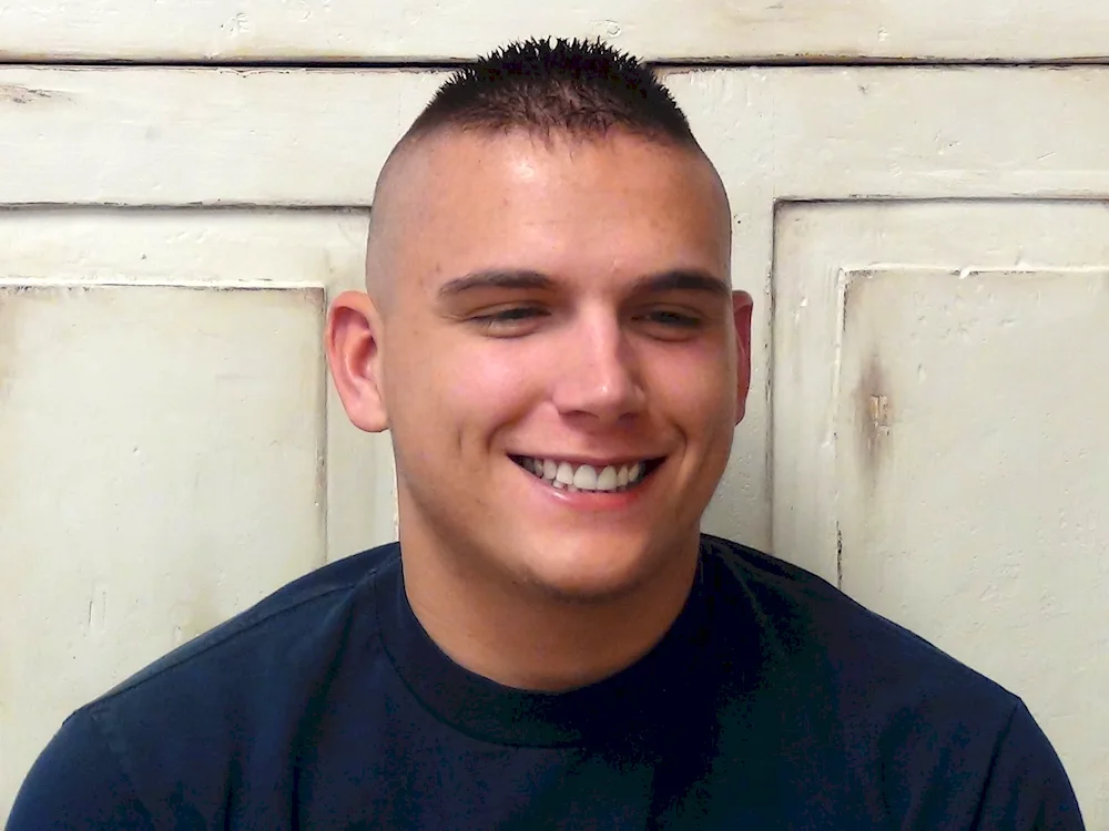 High and tight Marine haircut