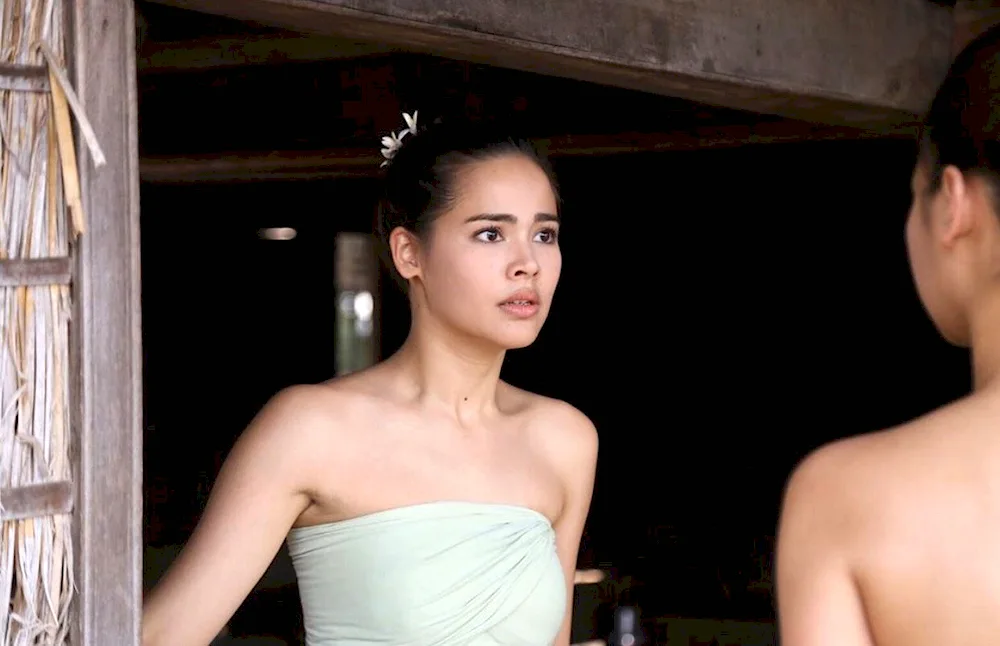 Yaya urassaya