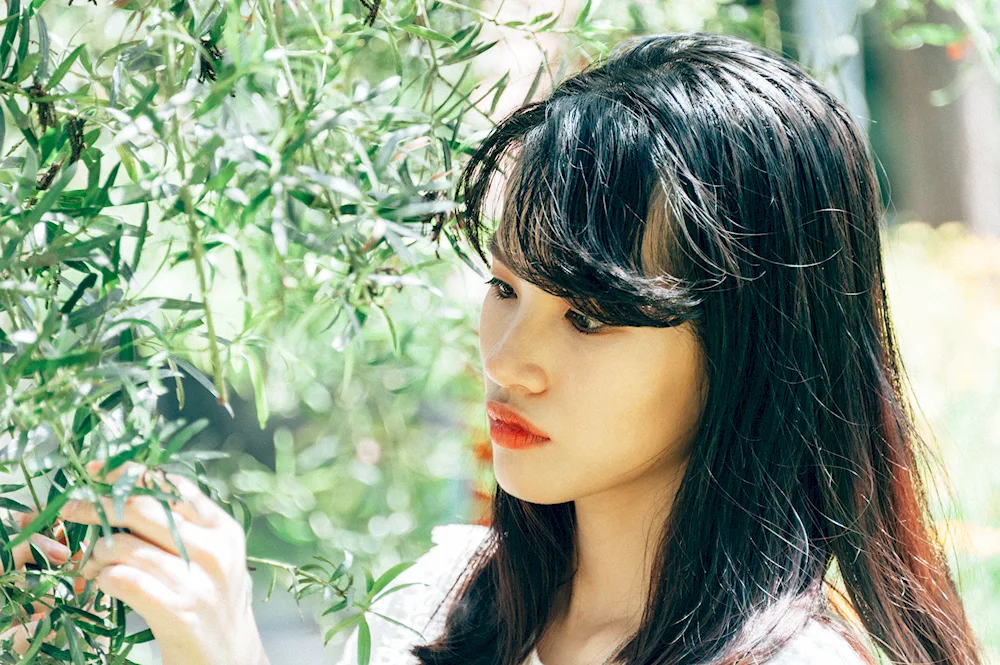 Japanese women with black hair