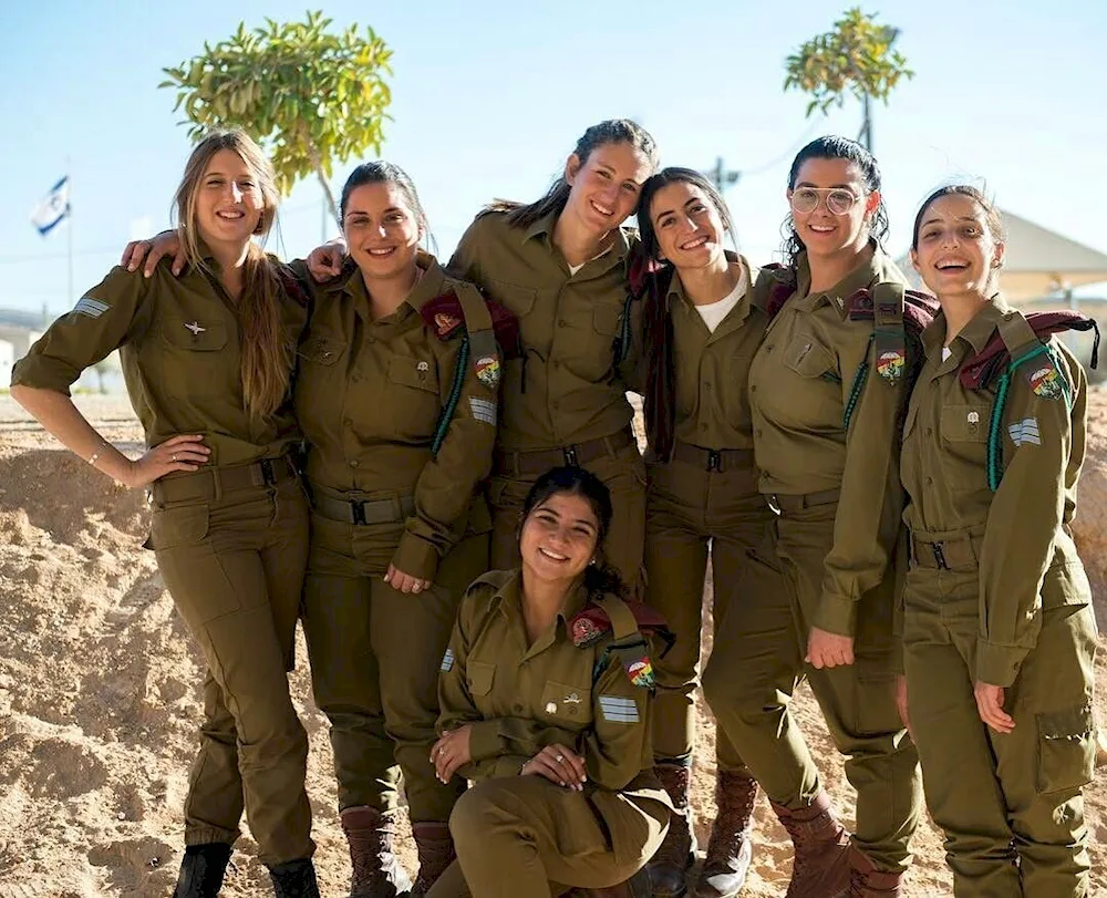 Israeli Defence Force girls