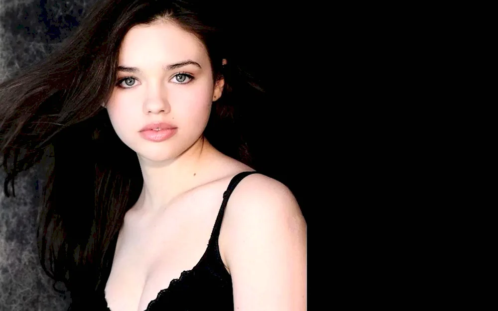 India Eisley