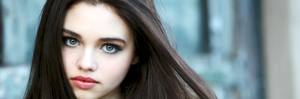 India Eisley