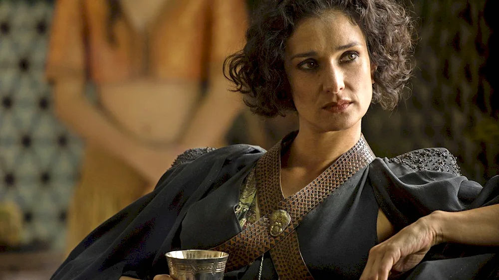 Indira Varma in the film Kama Sutra