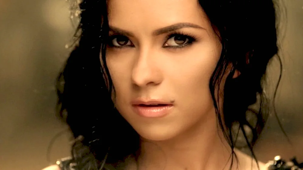 Inna singer