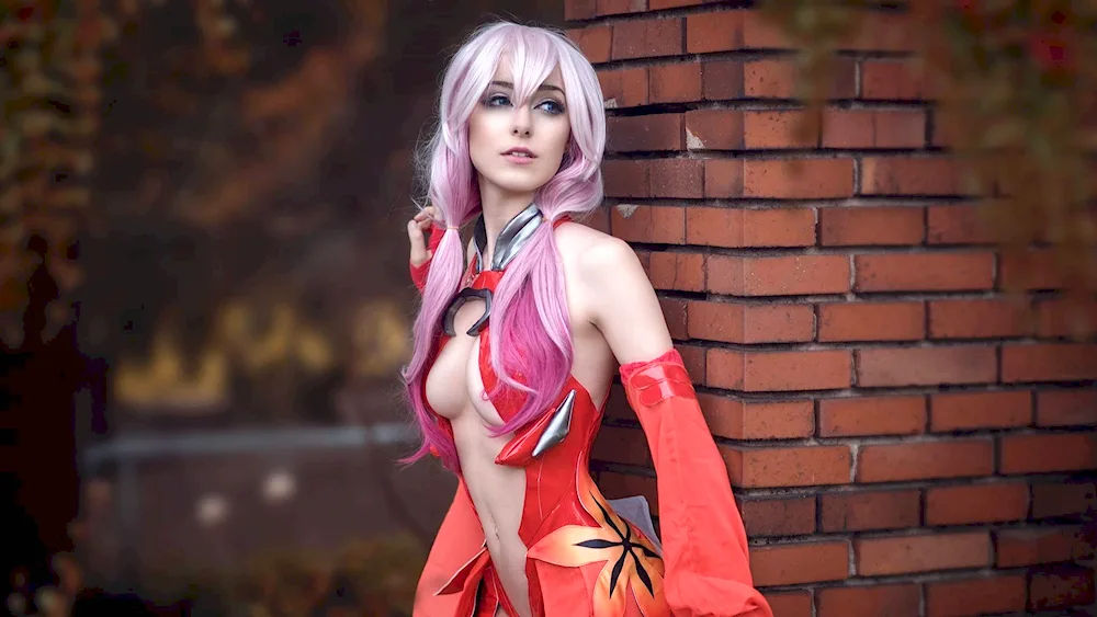 Inorinori Yuzuriha cosplay