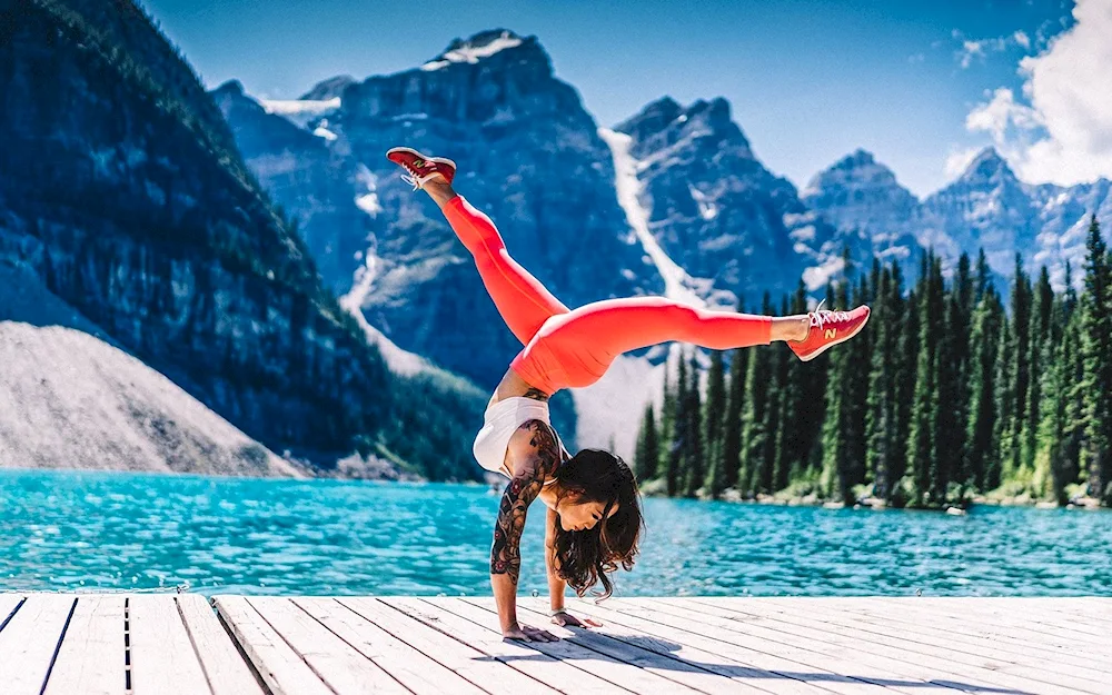 Yoga on the sea