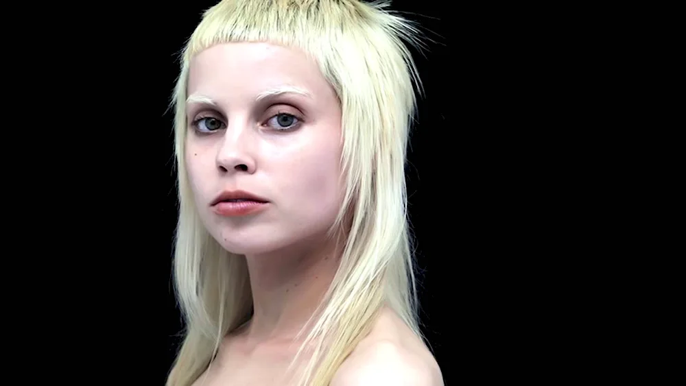 Yolandi Fisser