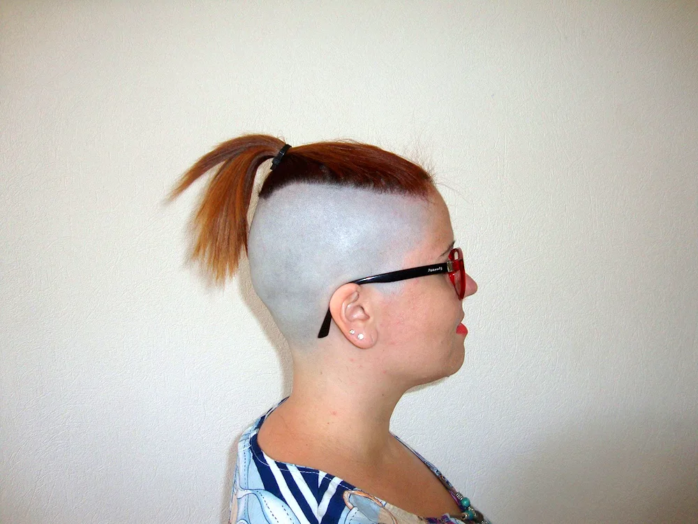 Pixie undercut