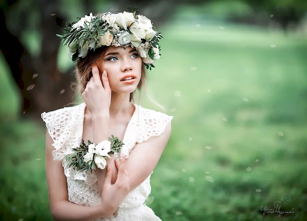 Wreath on her head