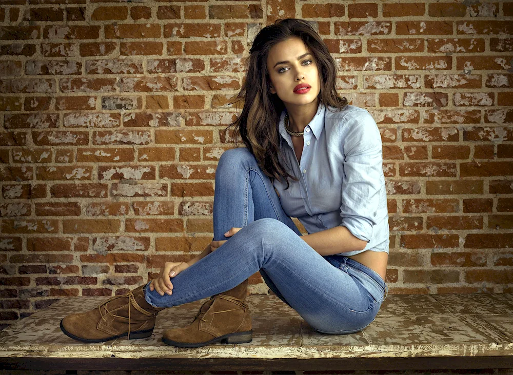 Irina Shayk in jeans