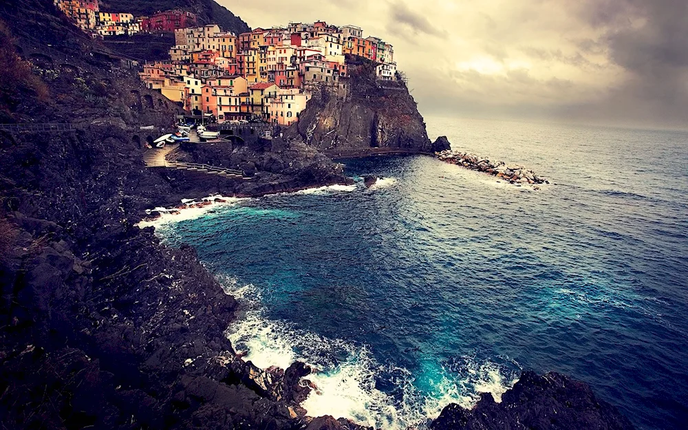 Italy rock Manarola