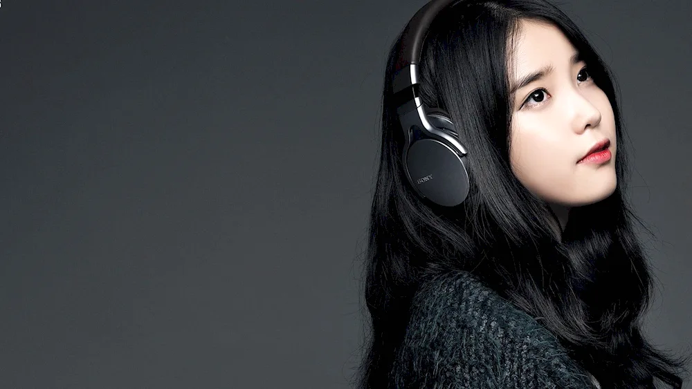 IU singer